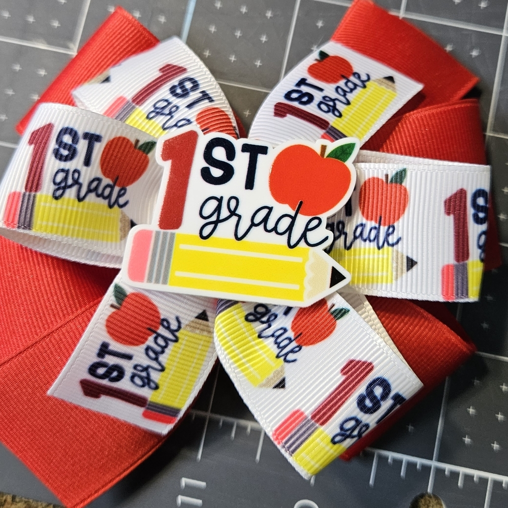 25 Handmade Hairbows Mystery Box - Picture 3 of 5
